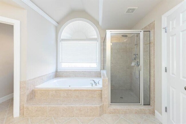 Building Photo - 232 Beech Tree Hollow NW