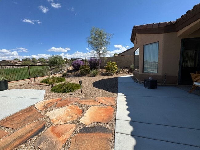 Building Photo - Luxurious Furnished Golf Course Short-Term Rental