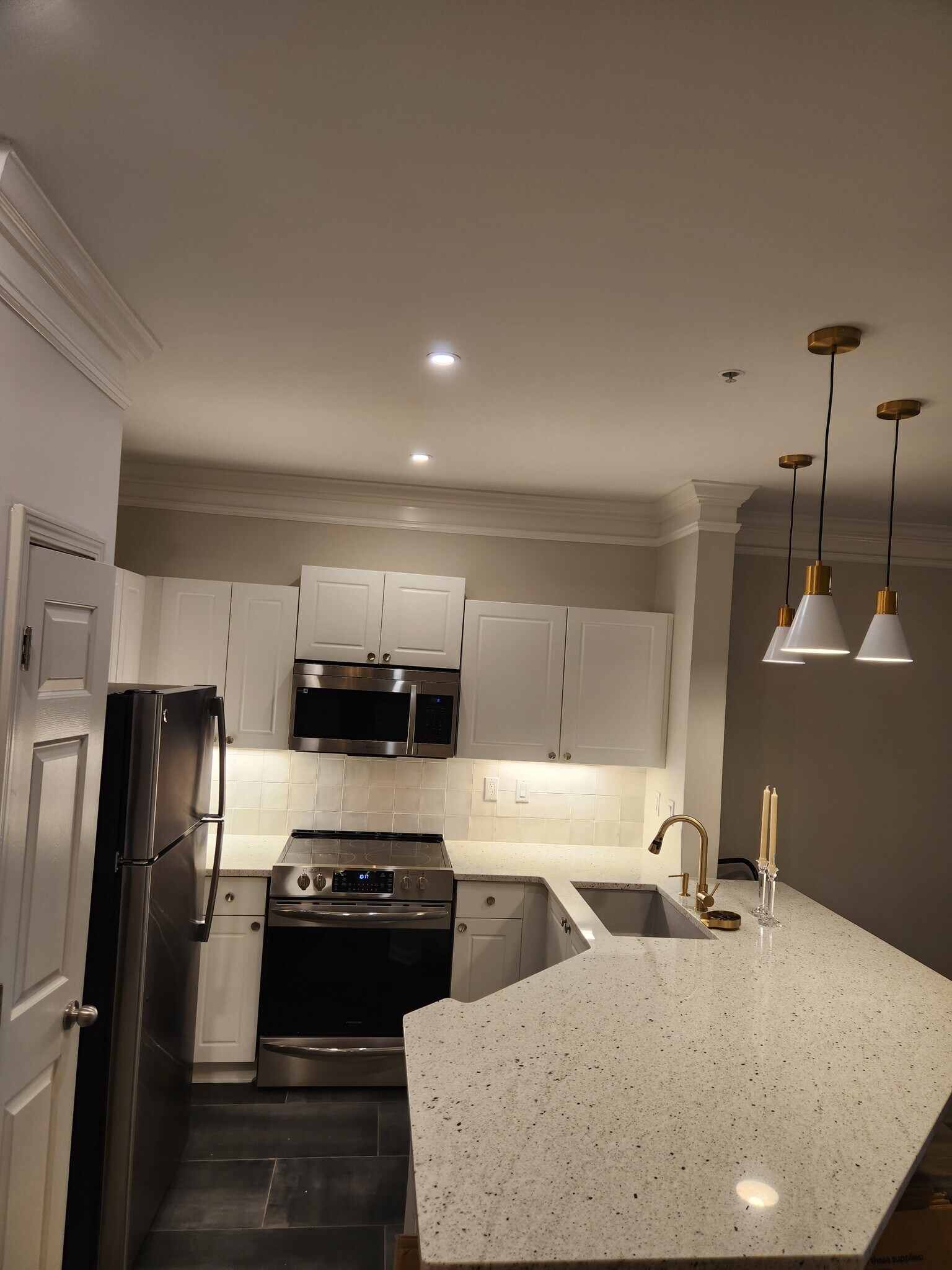 LED backlit, ceiling LED lights. Gold accent pendant lights and fawcette. - 5559 glenridge dr,