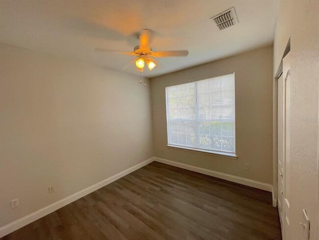 Building Photo - 3349 S Kirkman Rd