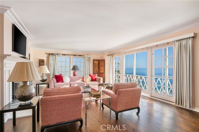 Building Photo - 1259 Cliff Dr