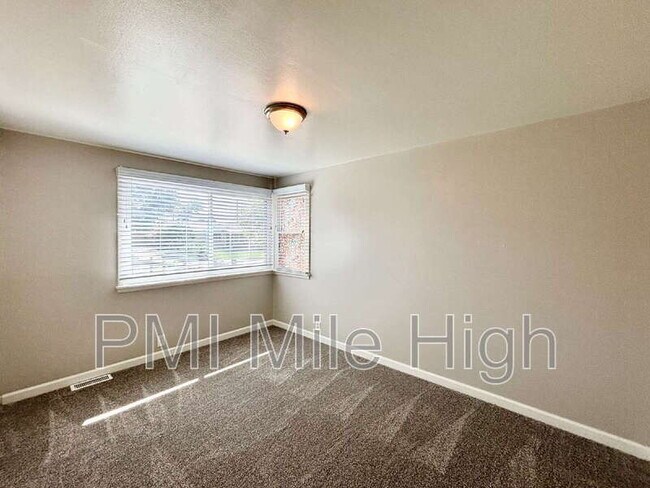 Building Photo - 7221 Canosa Ct