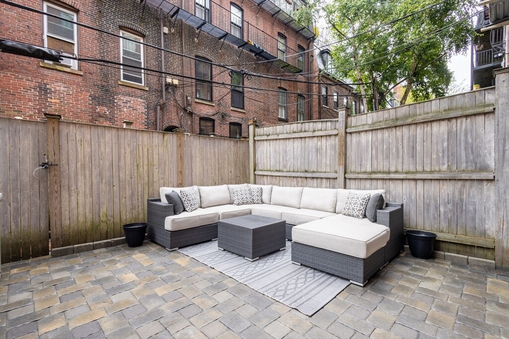 Building Photo - 57 Appleton St