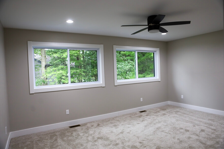 Primary Upstairs Bedroom - 5008 Danbury Pl