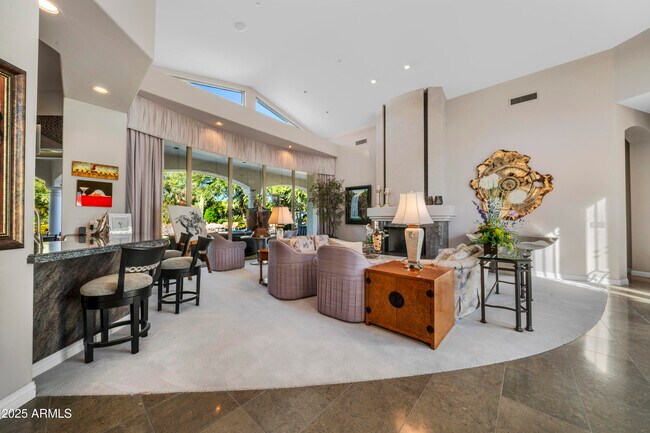 Building Photo - 8350 E Via Del Sol Dr