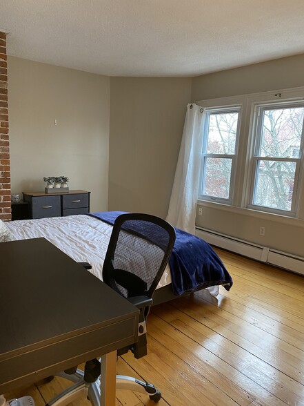 Bedroom 2 - 273 Bowen St