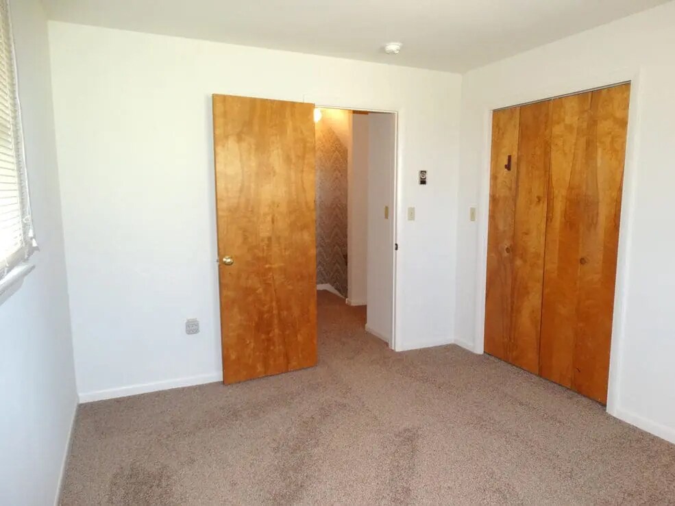 Building Photo - 313 Fulton St