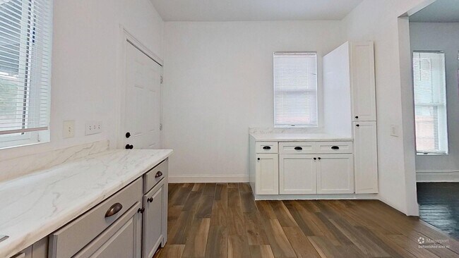 Building Photo - **Charming 3-Bedroom Historic Home with Covered Porch and Large Yard**