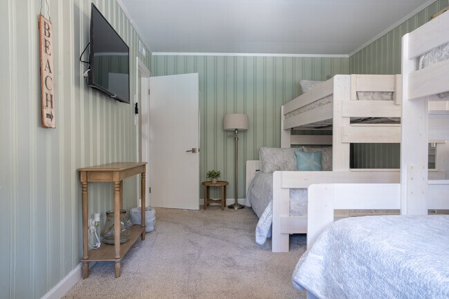 Building Photo - 23 11th Ave