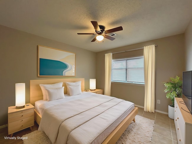 Building Photo - Minutes from Downtown Rogers – 2 Bed Apart...