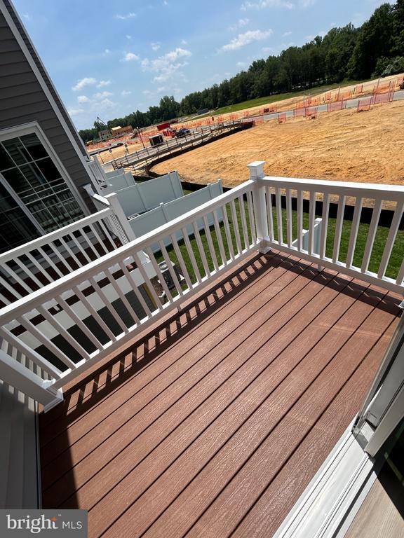 Building Photo - 28 Barnes Wy