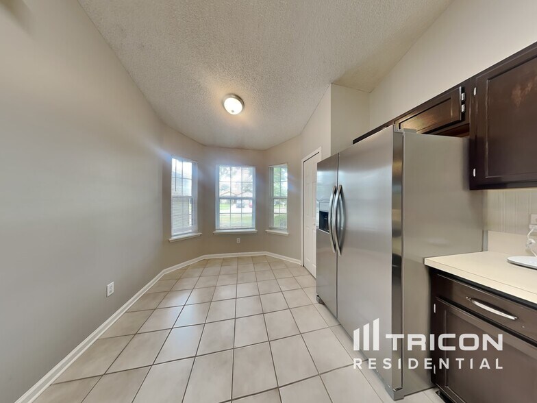 Building Photo - 2169 Khaki Ct