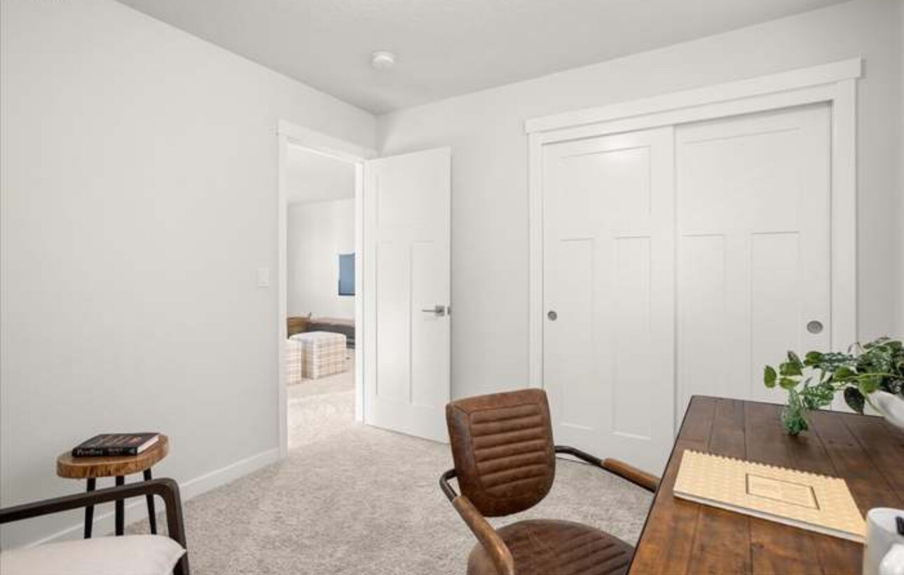 Building Photo - 13911 SW 172nd Ave