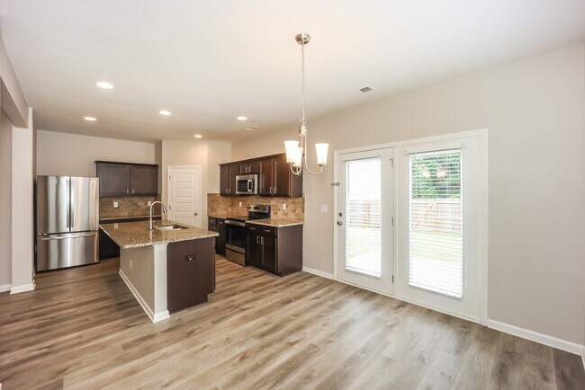 Building Photo - 1093 Lear Dr