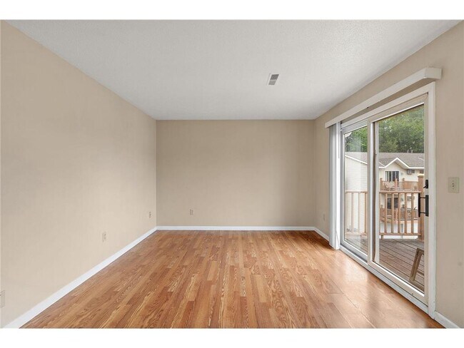 Building Photo - 926 Wescott Trail