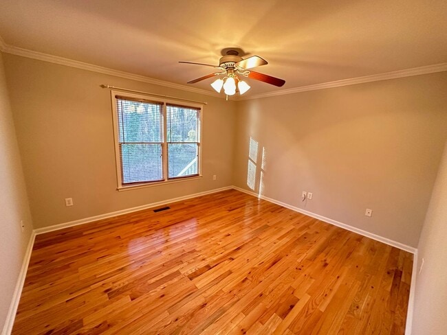 Building Photo - Beautiful Home off Timothy Available