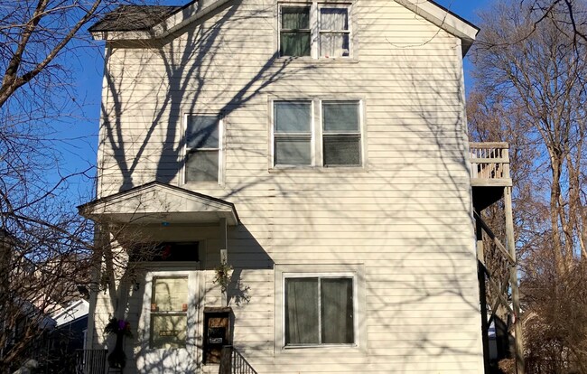 Building Photo - 283 W Harrison Ave