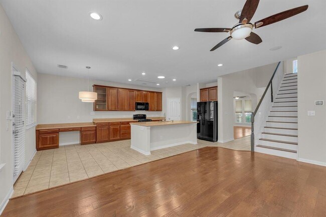 Building Photo - 3929 Vallarta Ln