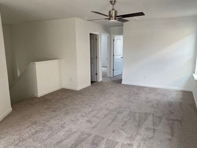 Building Photo - New House Near Nashboro Village - Close to Airport & Lake!