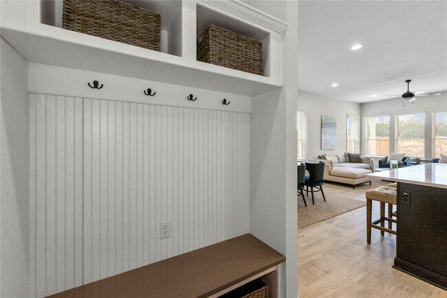 Building Photo - 1273 Summerbrooke Cir