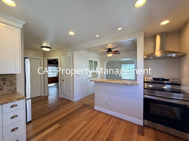 Building Photo - Desirable Spreckels 3-bedroom home!