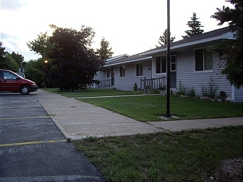 Primary Photo - Drummond Island Apartments