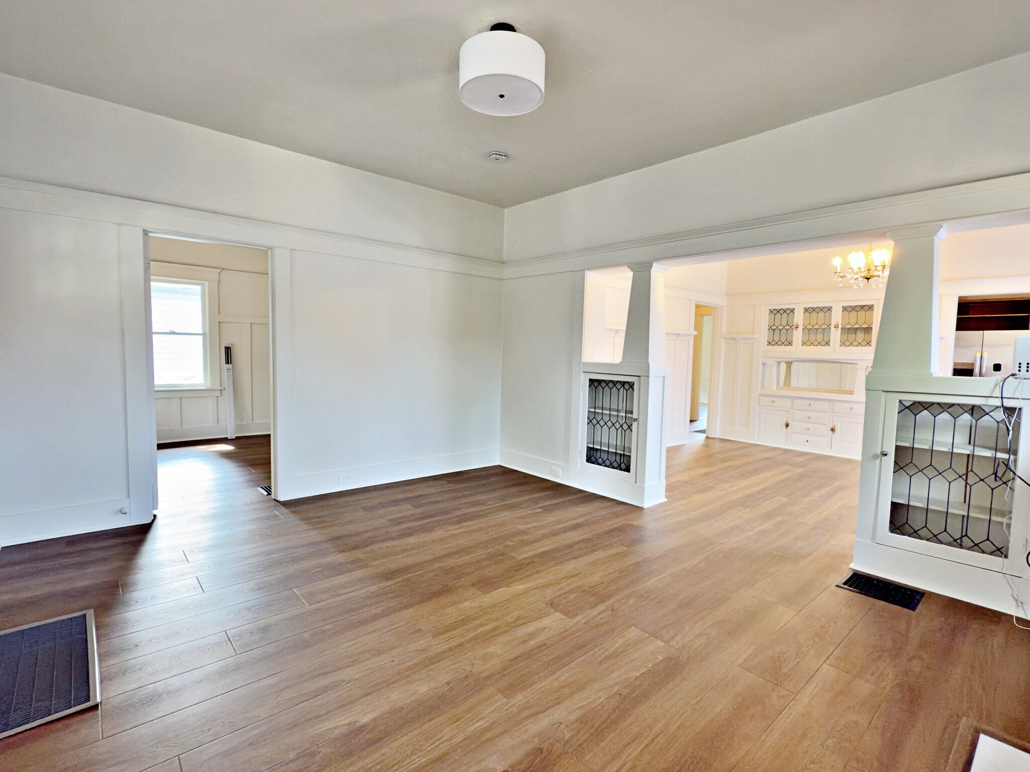 Building Photo - 125 NE 84th Ave