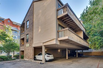 Building Photo - 2210 Pearl St