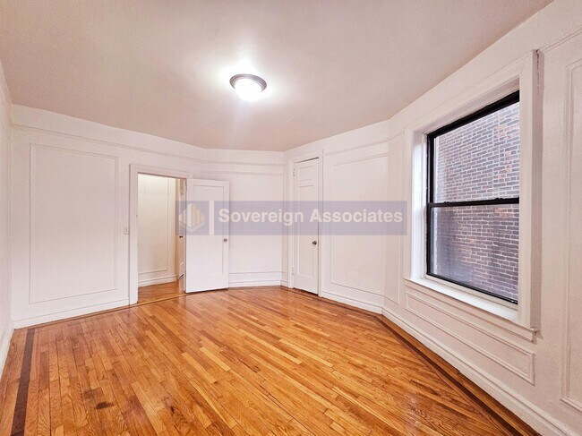 Building Photo - 134 Haven Avenue