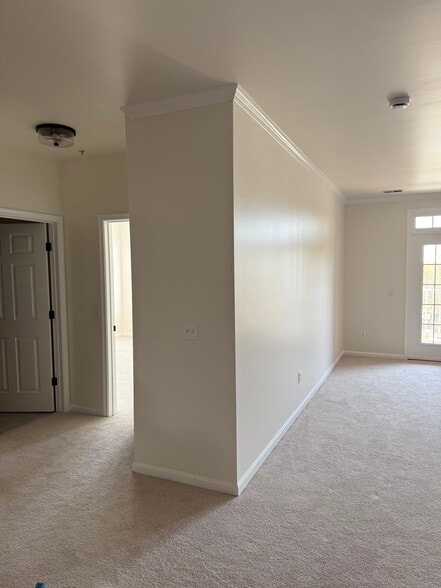 Building Photo - 13851 Belle Chasse Blvd