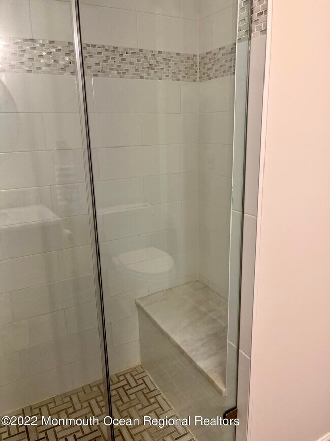 Building Photo - 218 Marine Pl