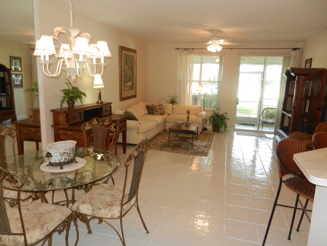 Building Photo - 301 Muirfield Ct