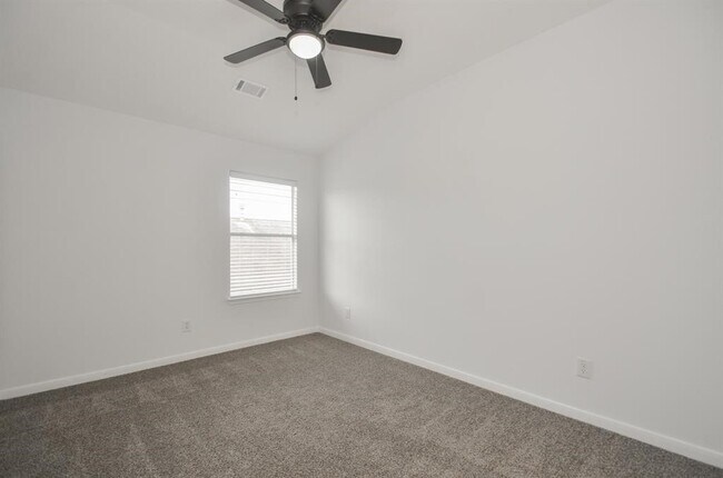 Building Photo - 26538 Marble Point Ln
