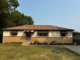 Building Photo - 3453 N 115th St