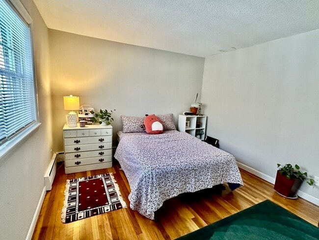 Building Photo - 25 Arlington Rd