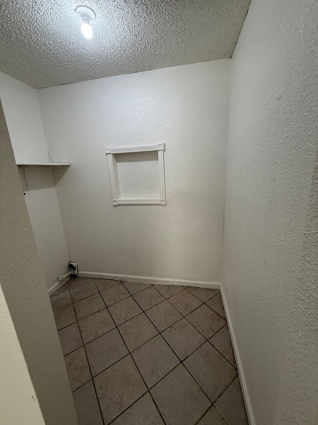 Building Photo - Available Soon! Fully Rehab!