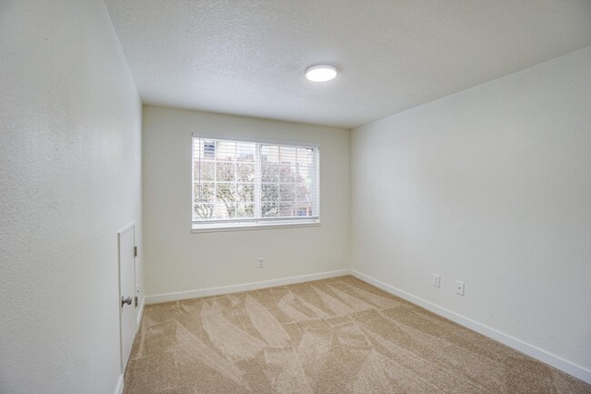 Interior Photo - Park Crest Townhomes