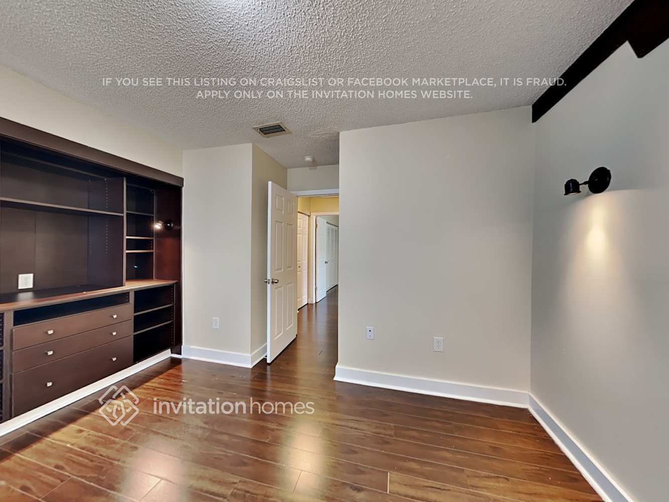 Building Photo - 15624 SW 96th Terrace