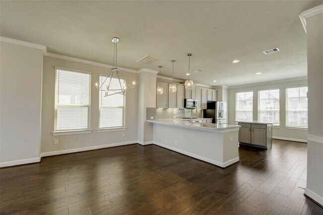 Building Photo - 10824 Brittmoore Oaks Pl