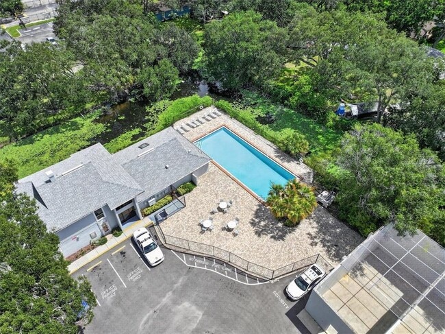Building Photo - 4110 Waterside Island Ct