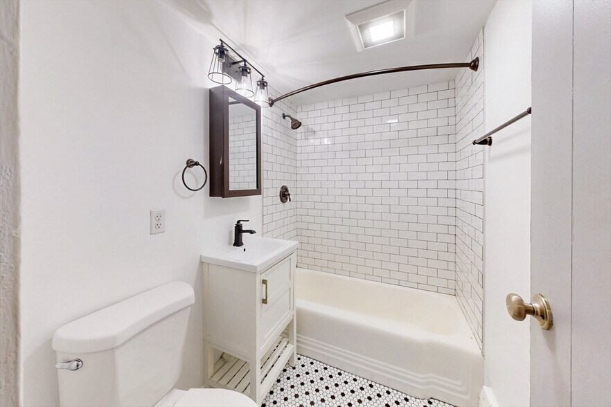 Bathroom - 1105 Lexington St
