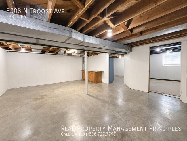 Building Photo - 8308 N Troost Ave