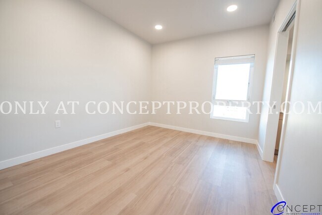 Building Photo - Brand-New Luxury Living with Mountain Charm at Studio Crossing - ***ONE MONTH RENT FREE(oac)***