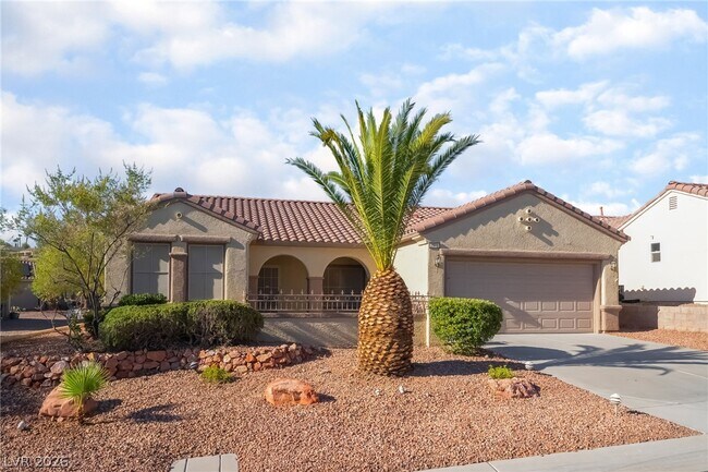 Building Photo - 2571 Thatcher Ave