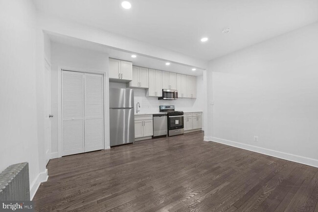 Building Photo - 5402 3rd St NW