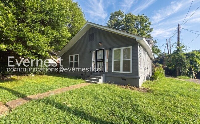 Building Photo - 4-Bed/2-Bath/Pet Friendly/Available Soon!