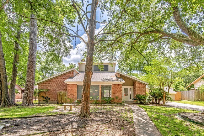 Building Photo - 3406 Forest Village Dr