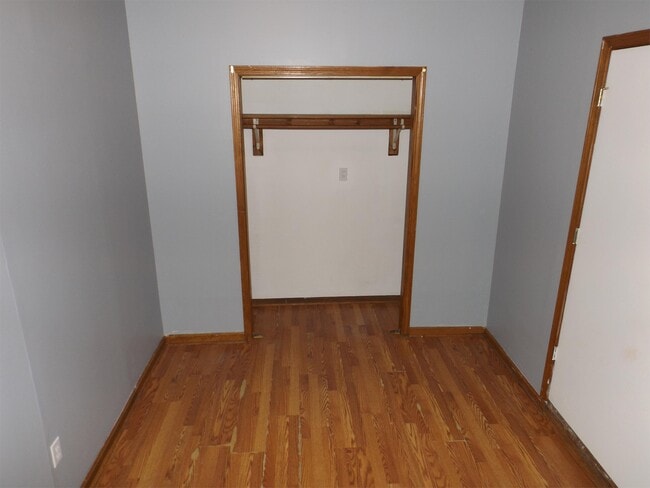 Building Photo - 1226 IN-67