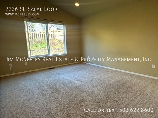 Building Photo - 2236 SE Salal Lp