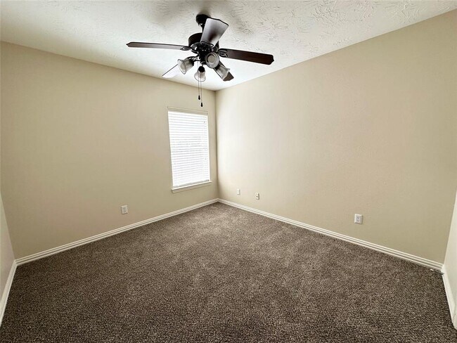 Building Photo - 7418 Parkcross Pl